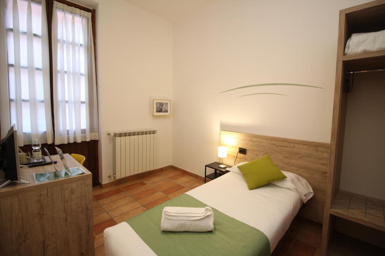 Hotel Tornielli 9 By Lvg Hotel Collection Novara Exteriér fotografie