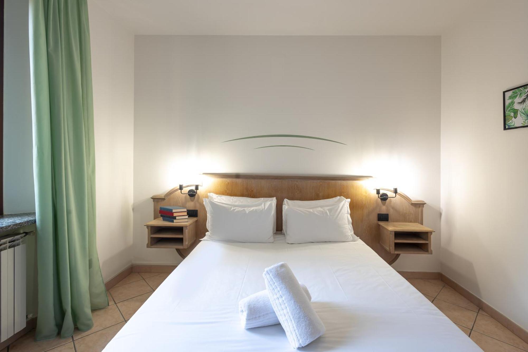 Hotel Tornielli 9 By Lvg Hotel Collection Novara Exteriér fotografie